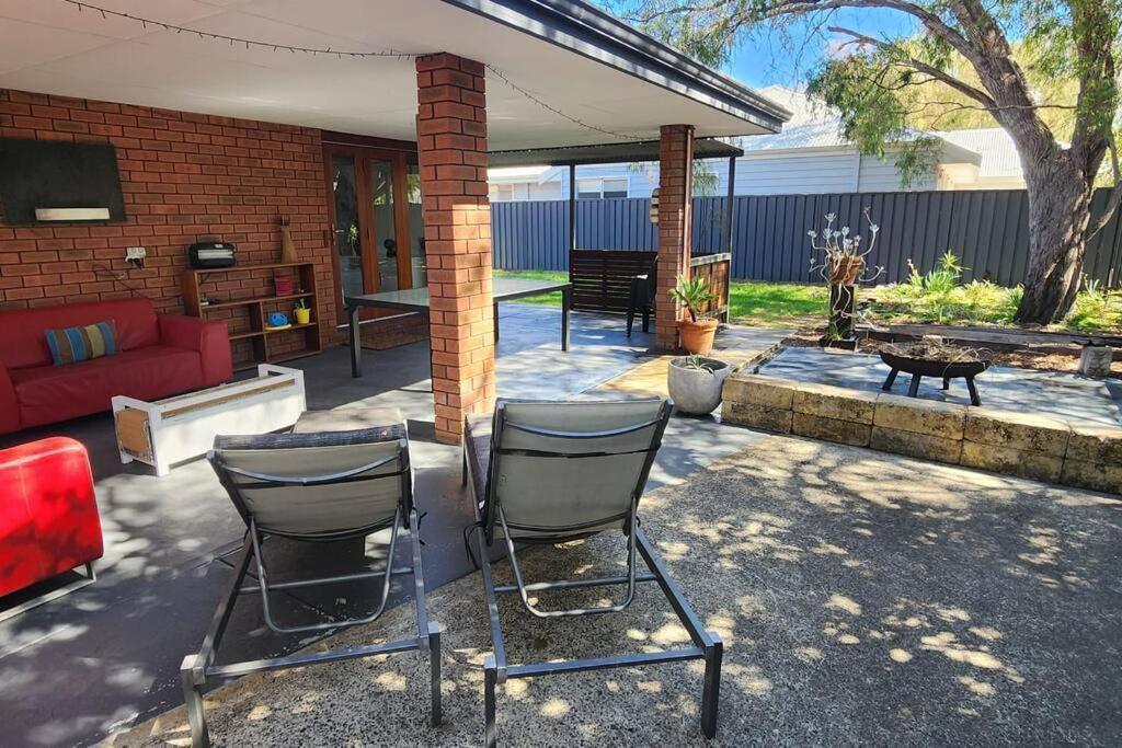 Abbey Beach Cottage Busselton Exteriör bild