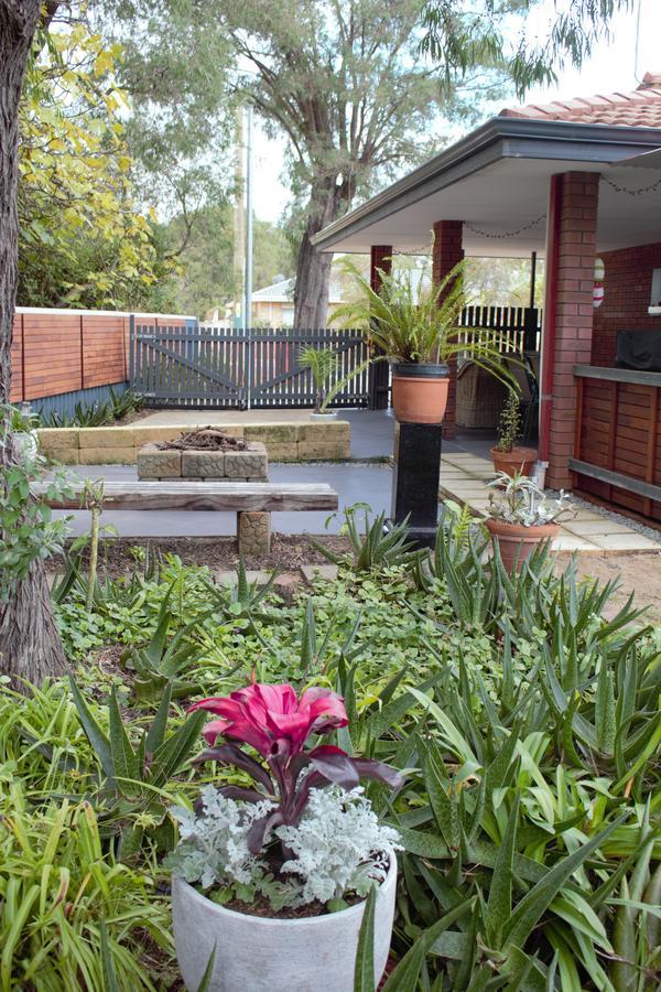 Abbey Beach Cottage Busselton Exteriör bild